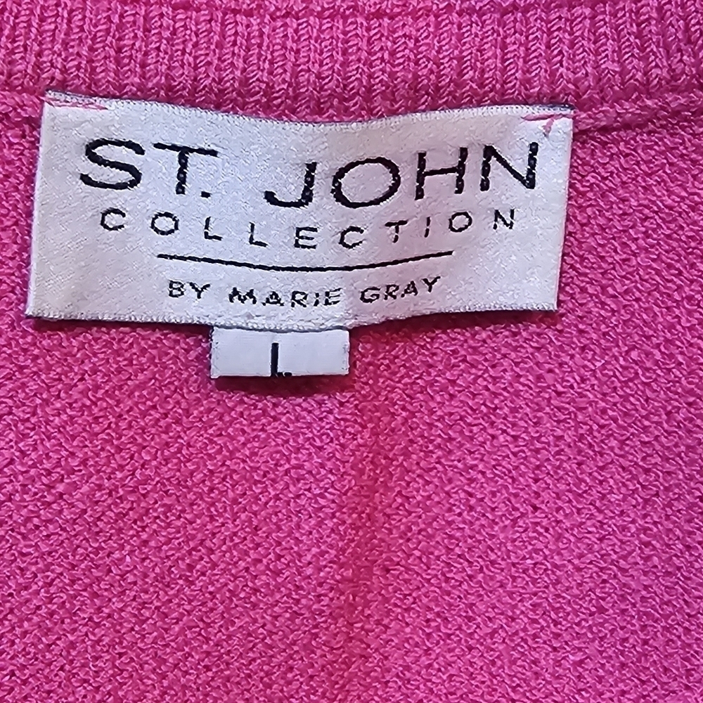 ST. JOHN Collection basic knit Scoop Neck Sleeveless Top - Picture 3 of 4